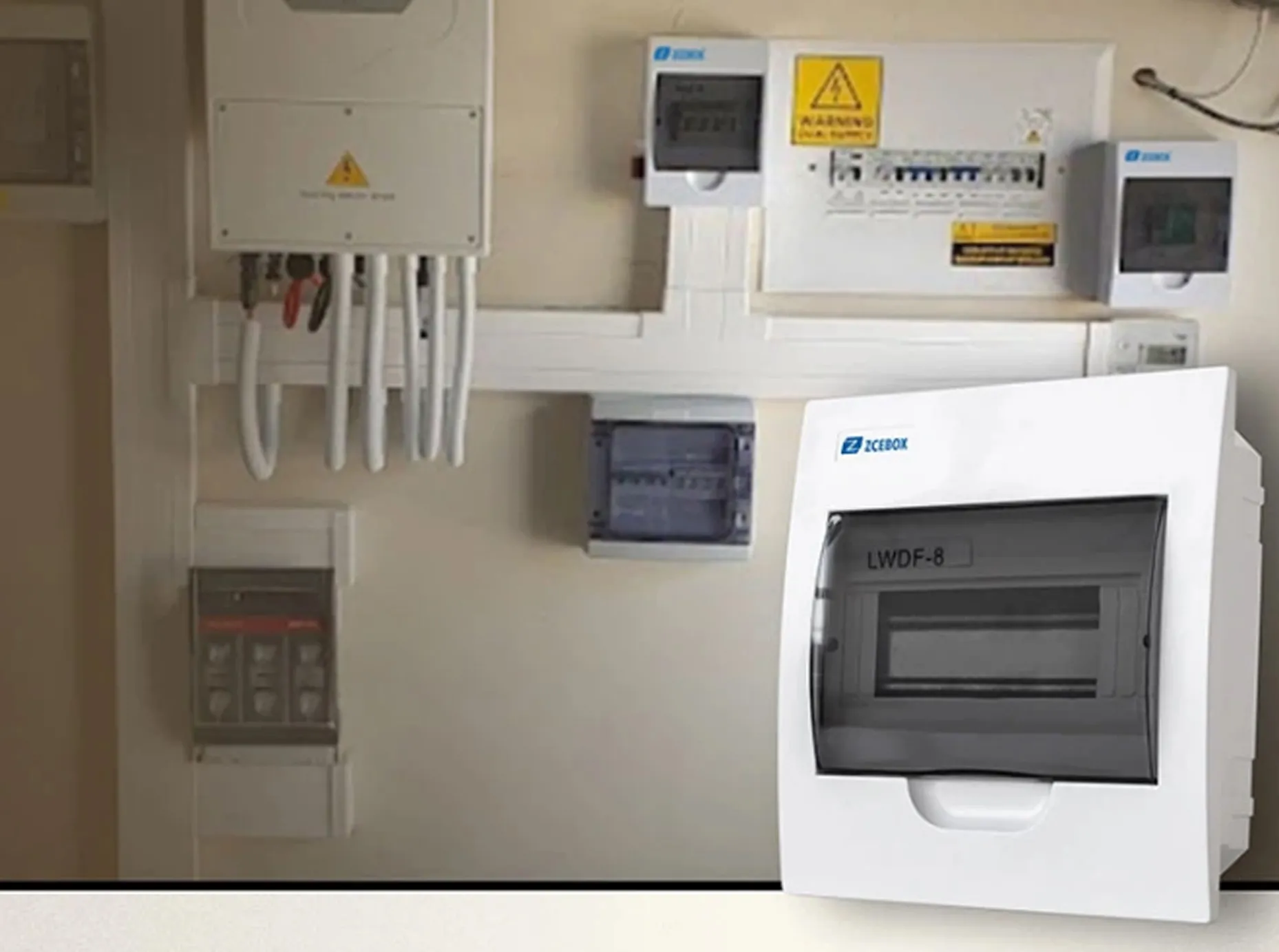 ZCEBOX cuenta con su propia planta de fabricación, que produce hasta 220.000 unidades al mes.