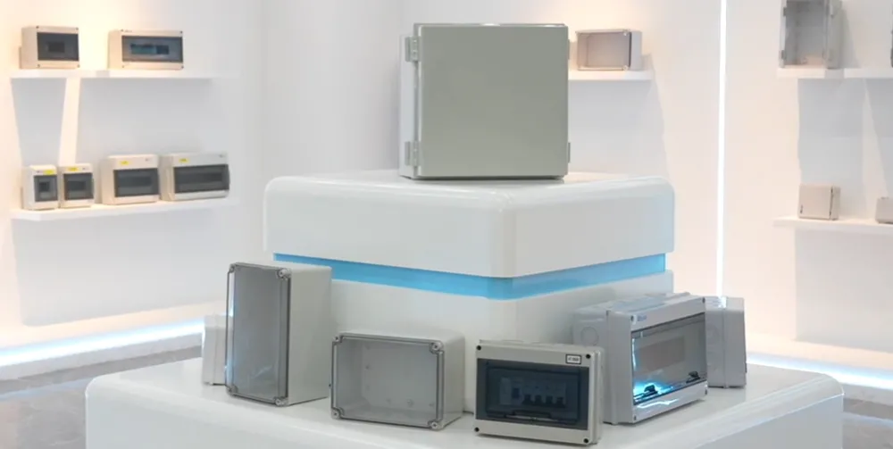 Consejos de Uso para Caixas de Distribución de Plástico y Caixas de Empalme ZCEBOX en Entornos Vibrantes